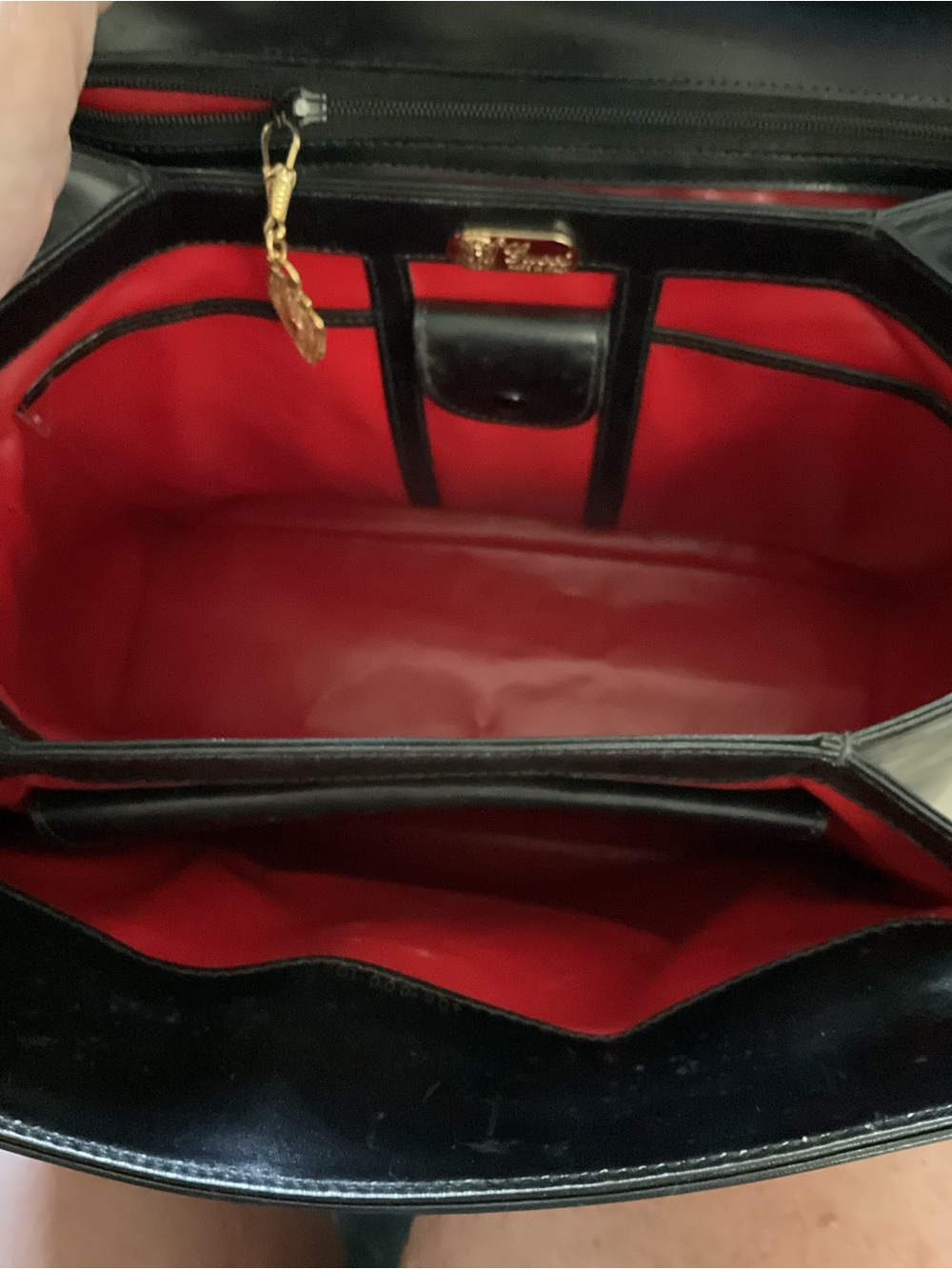 Gucci Vintage Kelly Black Leather Bag - Picture 3 of 9